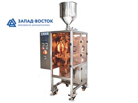 Фасовочно-упаковочный автомат жидких продуктов в фигурные стик-пакеты Фасовочно-упаковочный автомат жидких продуктов в фигурные стик-пакеты